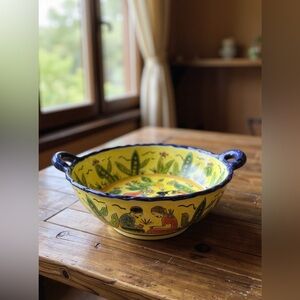 Vintage Latin inspired pottery bowl